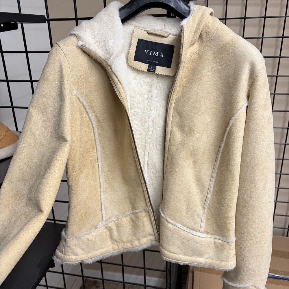 Women's Cream genuine Shearling Hooded Jacket